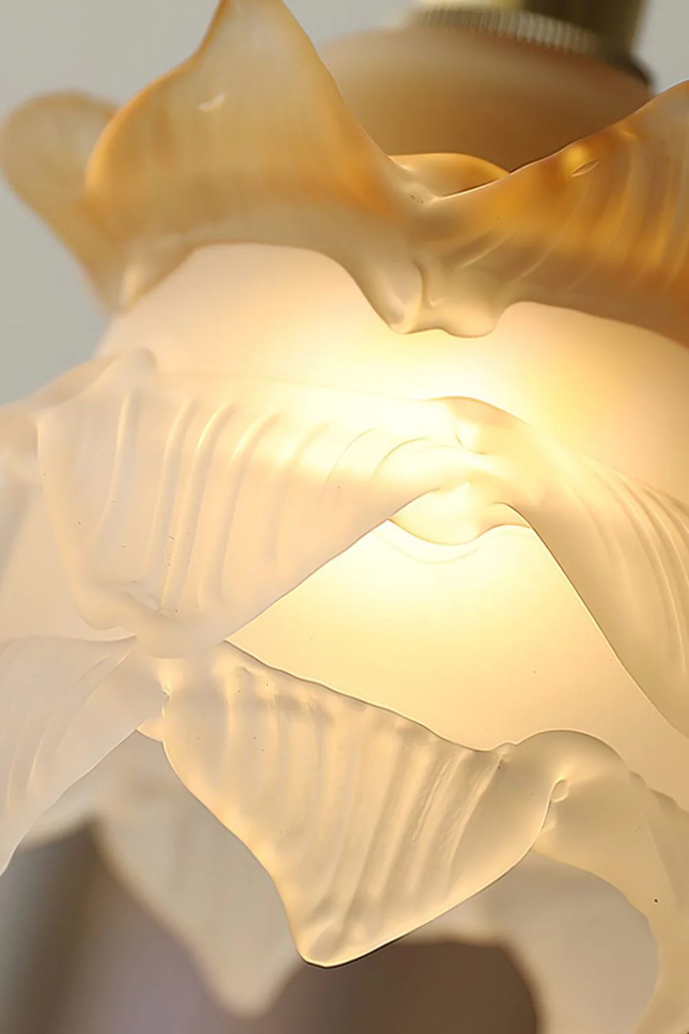 1970 Retro Bloom Glass Pendant Light - Image 24