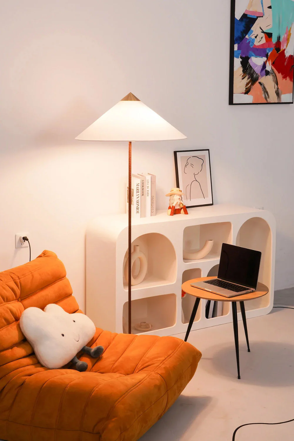 9602 Floor Lamp - Image 26