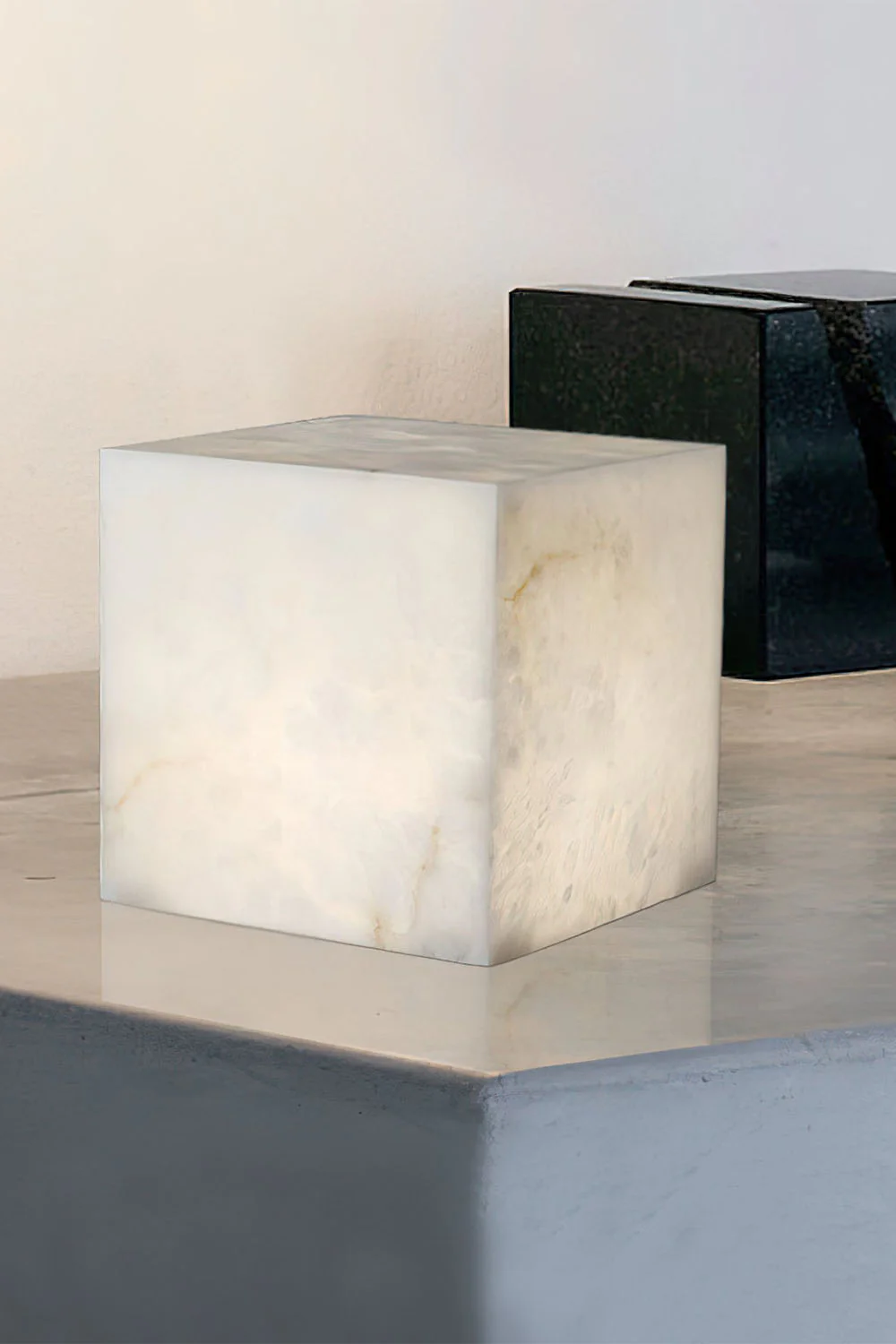 Alabaster Cubic Table Lamp - Image 12