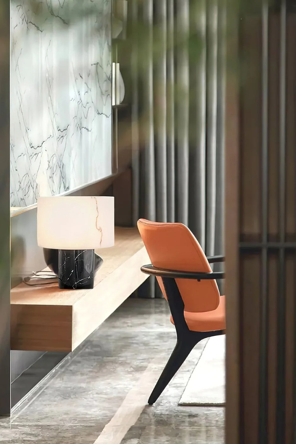 Alabaster Cylindrical Table Lamp - Image 3