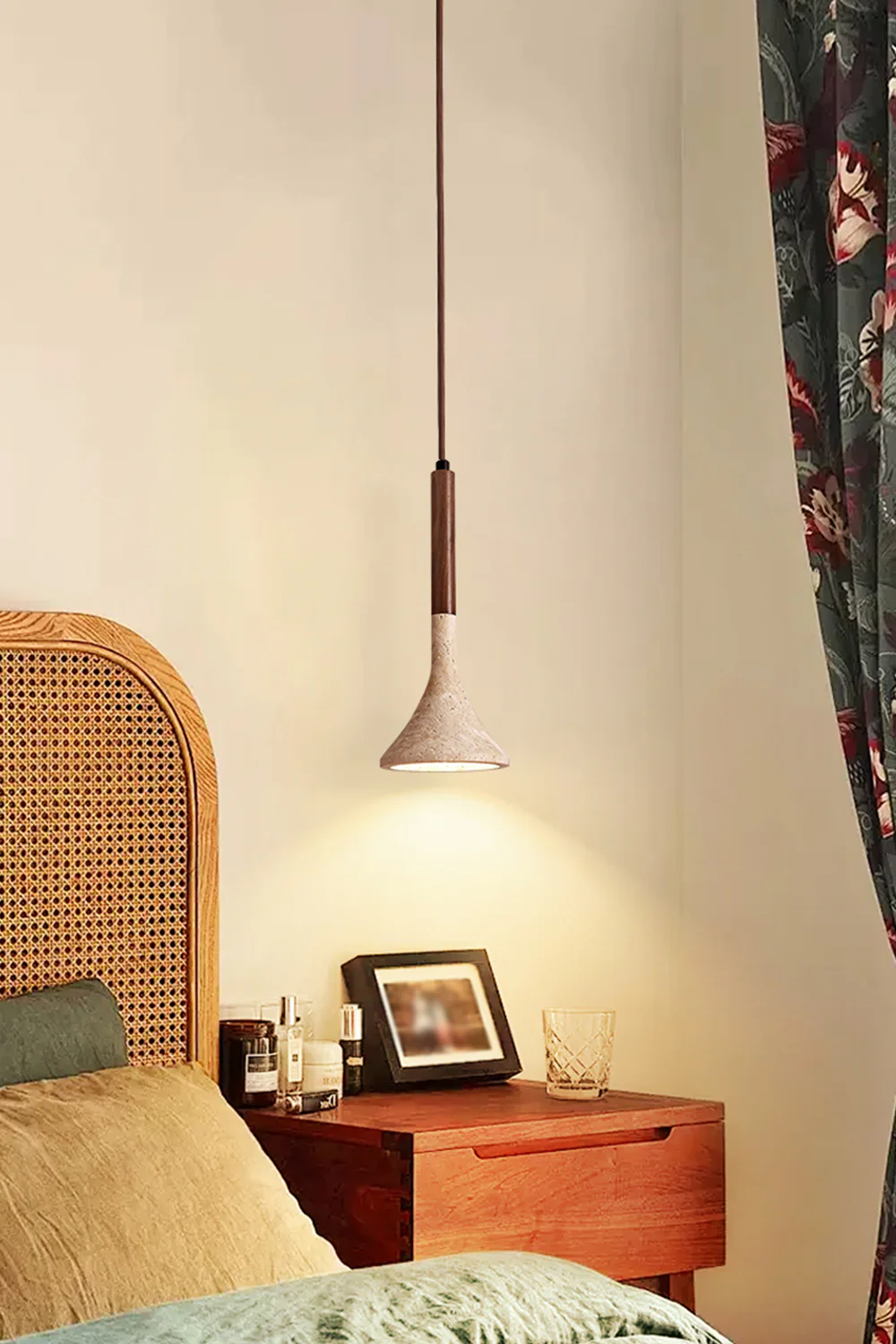 Aplomb Travertine Pendant Lamp - Image 7
