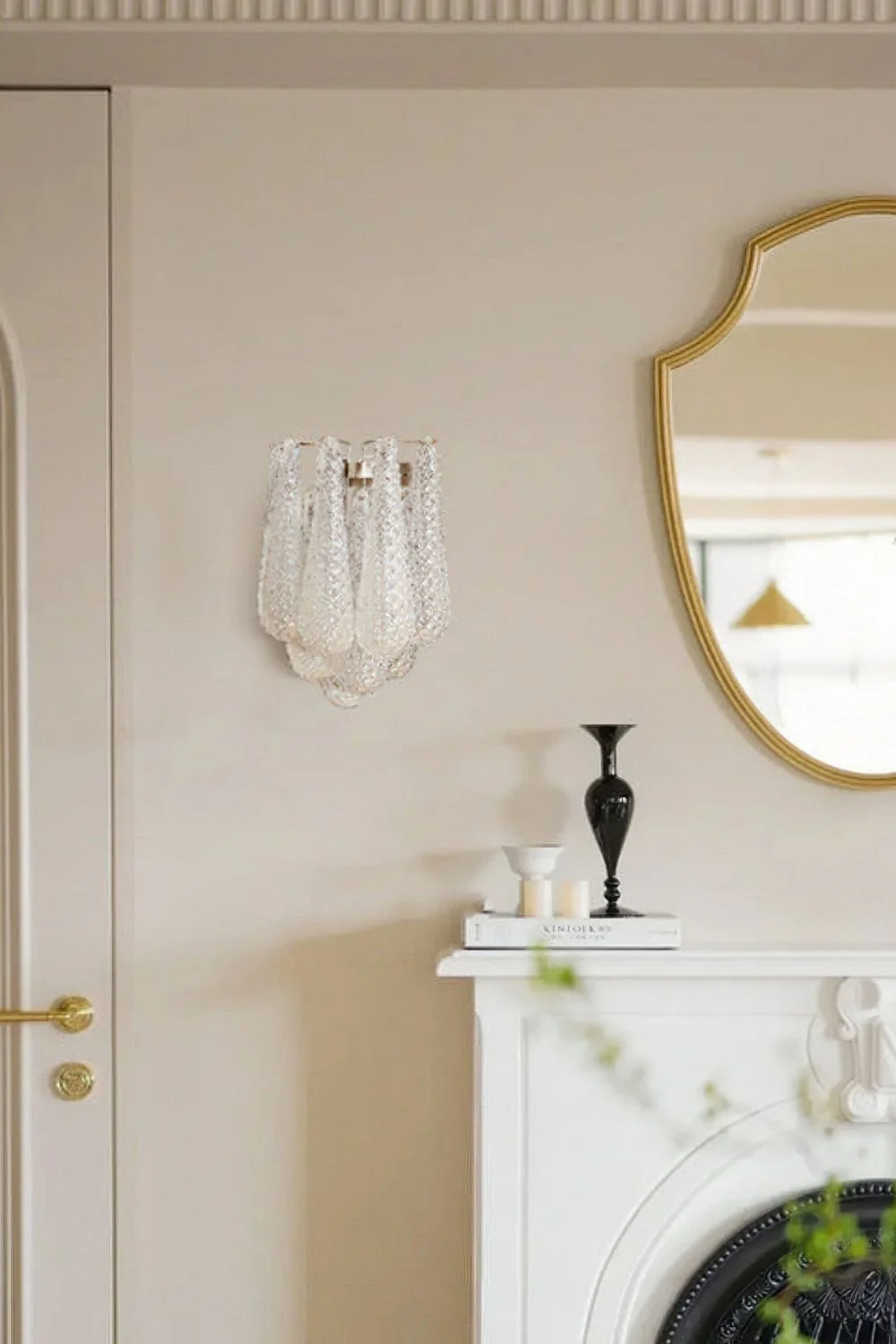 Art Petals White Wall Light - Image 9