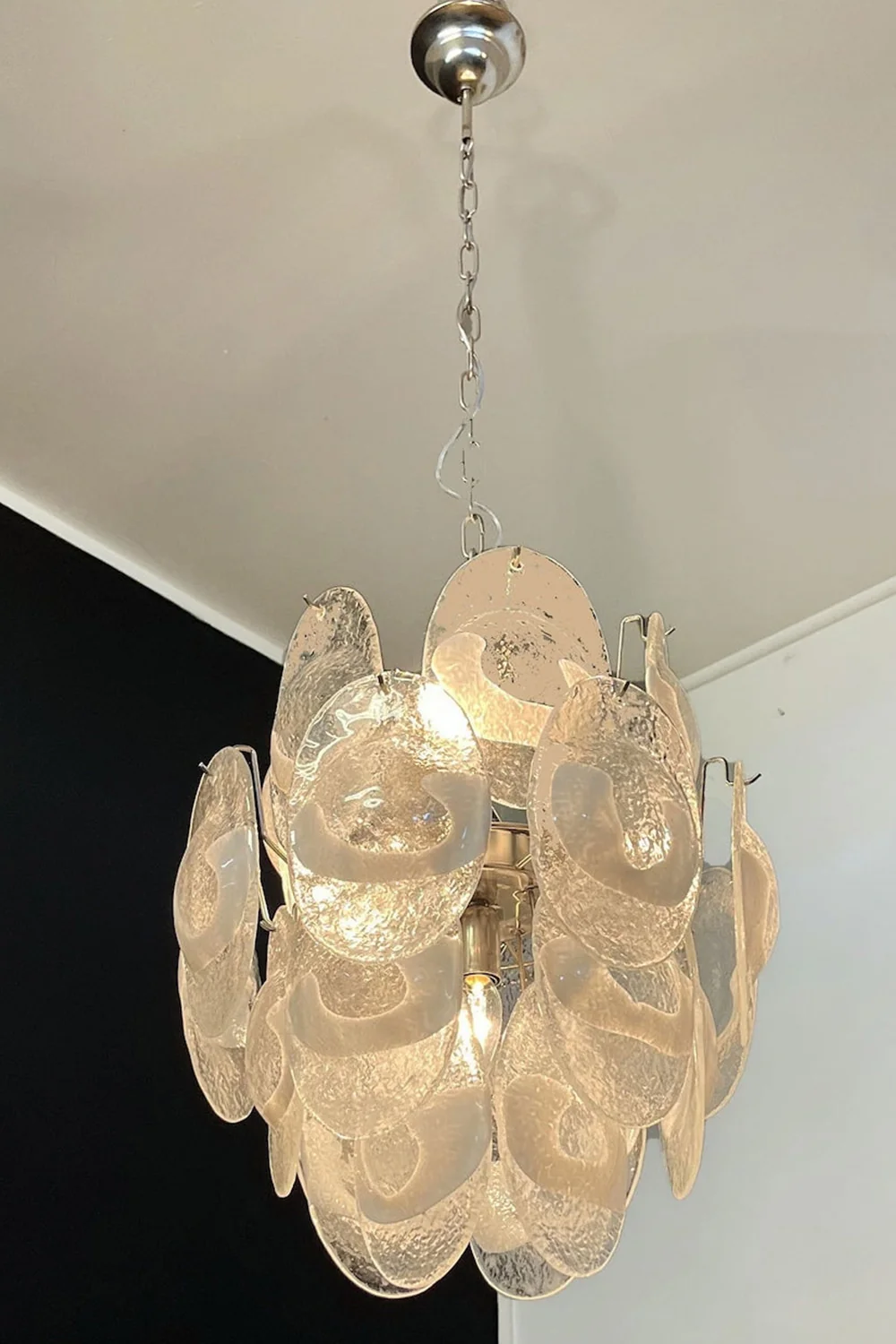 Art White Shell Glass Chandelier - Image 11