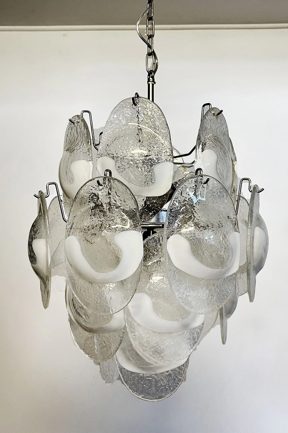 Art White Shell Glass Chandelier - Image 19