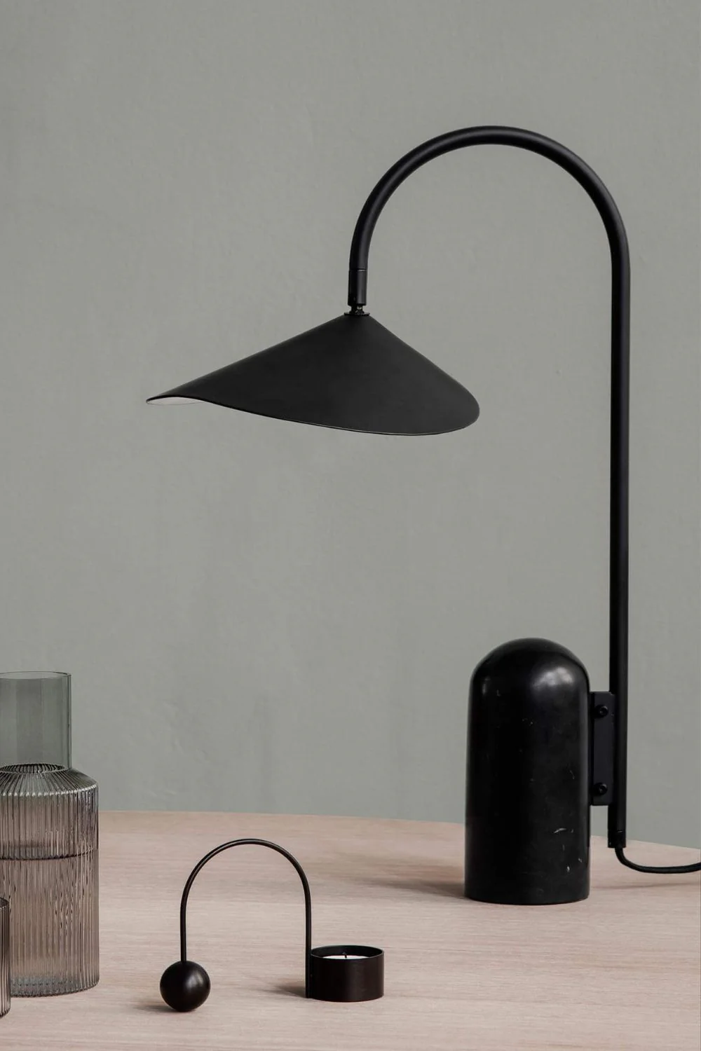 Arum Creative Table Lamp - Image 19