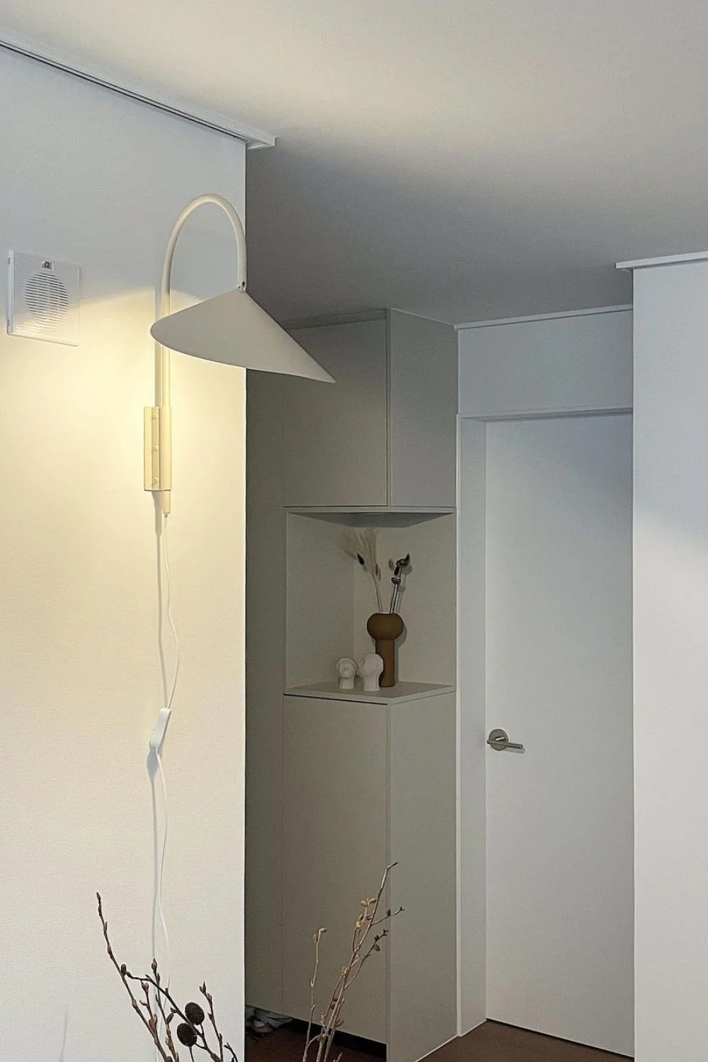 Arum Creative Wall Lamp - Image 25
