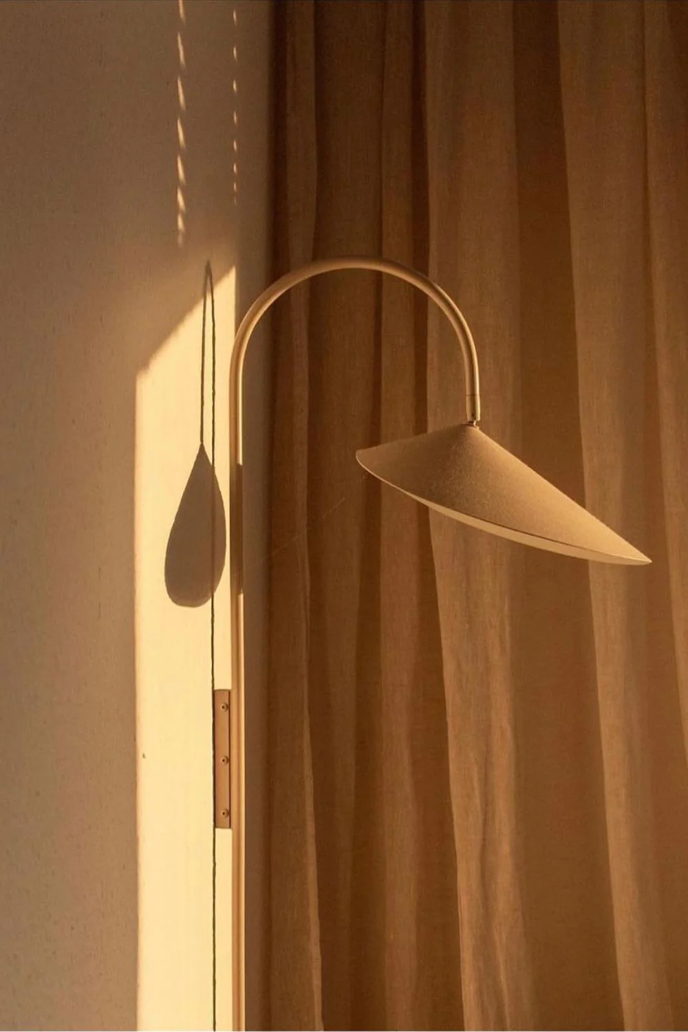 Arum Creative Wall Lamp - Image 27