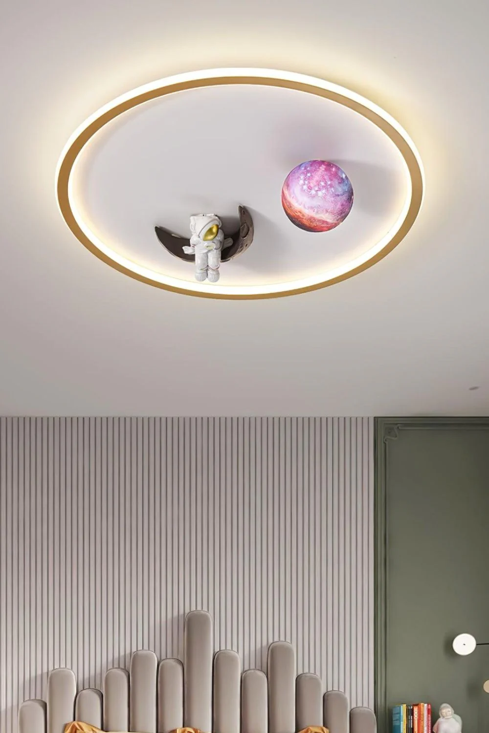 Astronaut Ceiling Lamp - Image 15