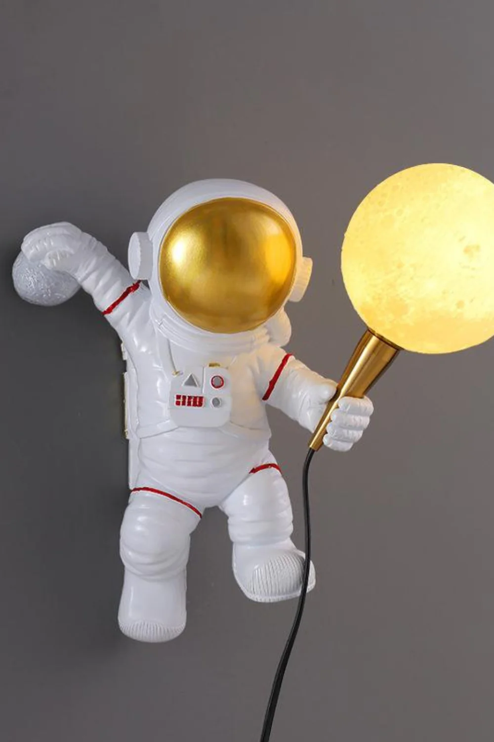 Astronaut Wall Lamp - Image 7