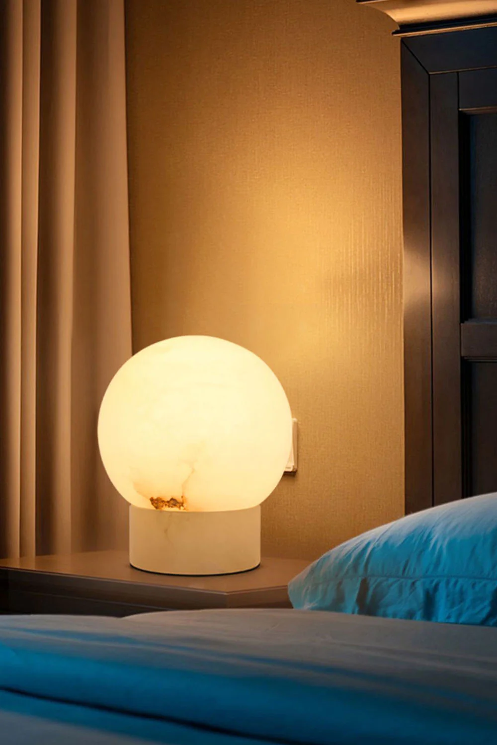 Athena Table Lamp - Image 4