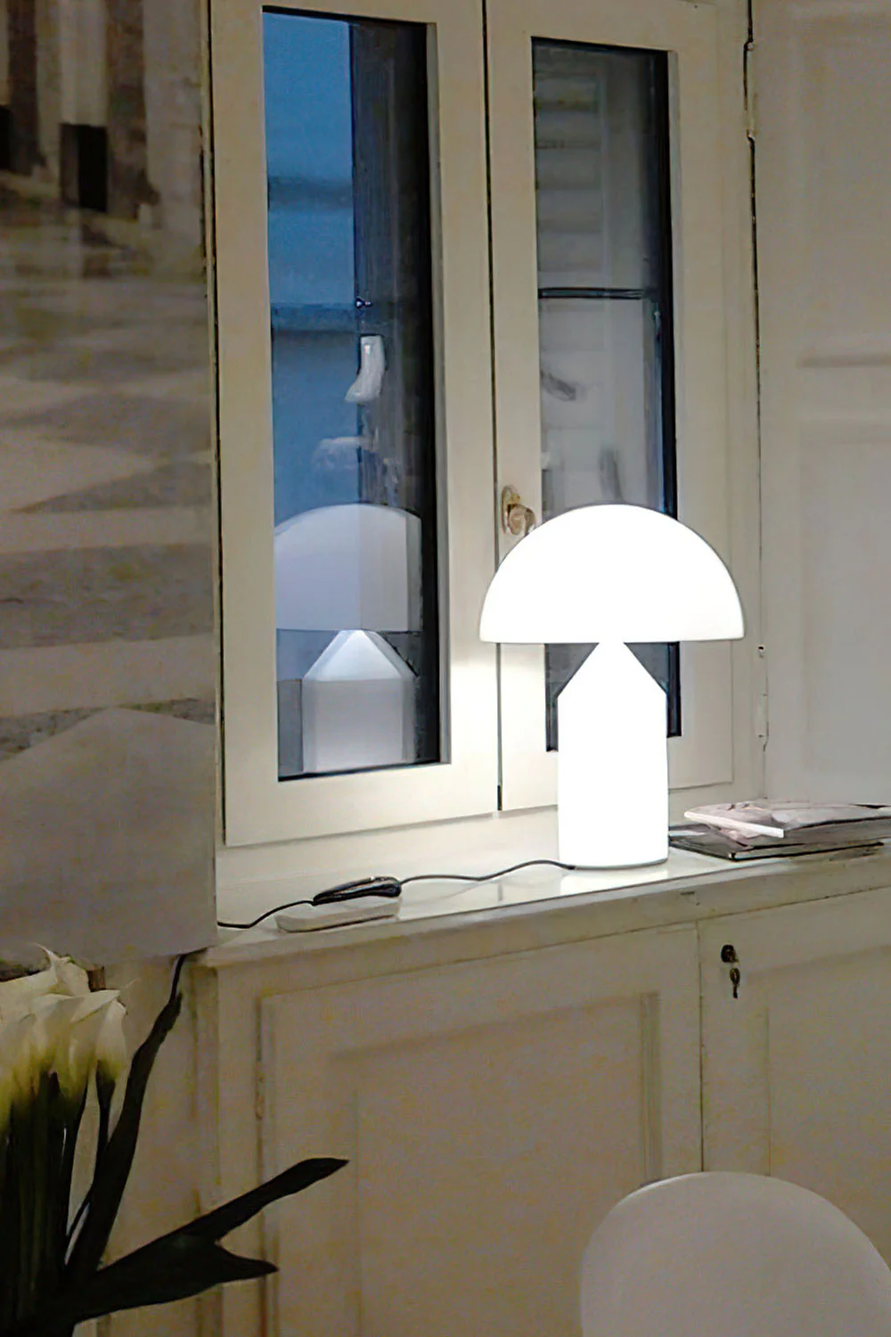 Atollo Alabaster Table Lamp - Image 5