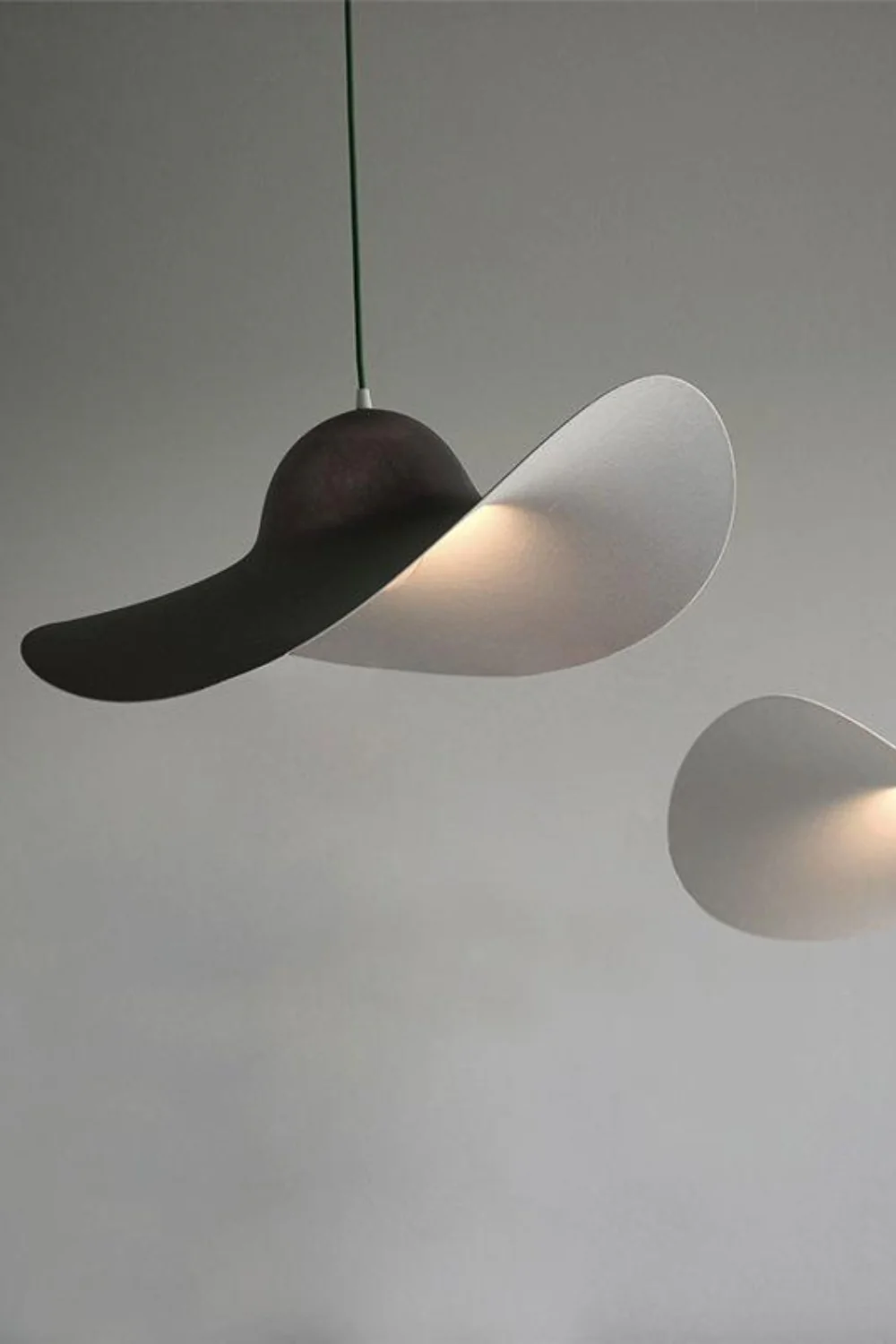 Audrey's Hat pendant lamp - Image 17