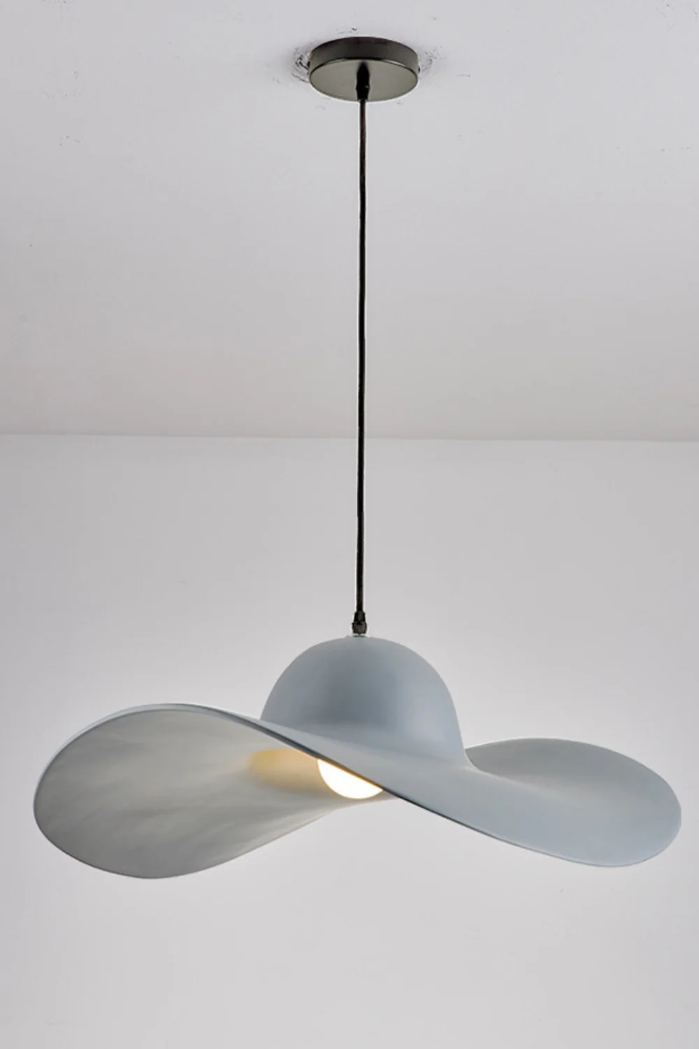 Audrey's Hat pendant lamp - Image 19