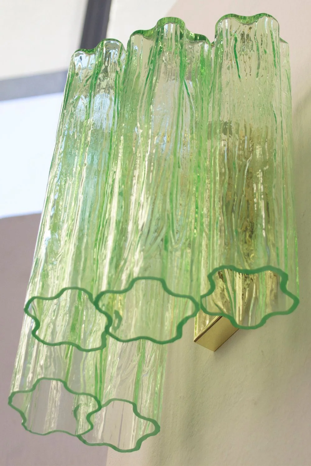 Bright Green Art Glass Wall Lamp - Image 10