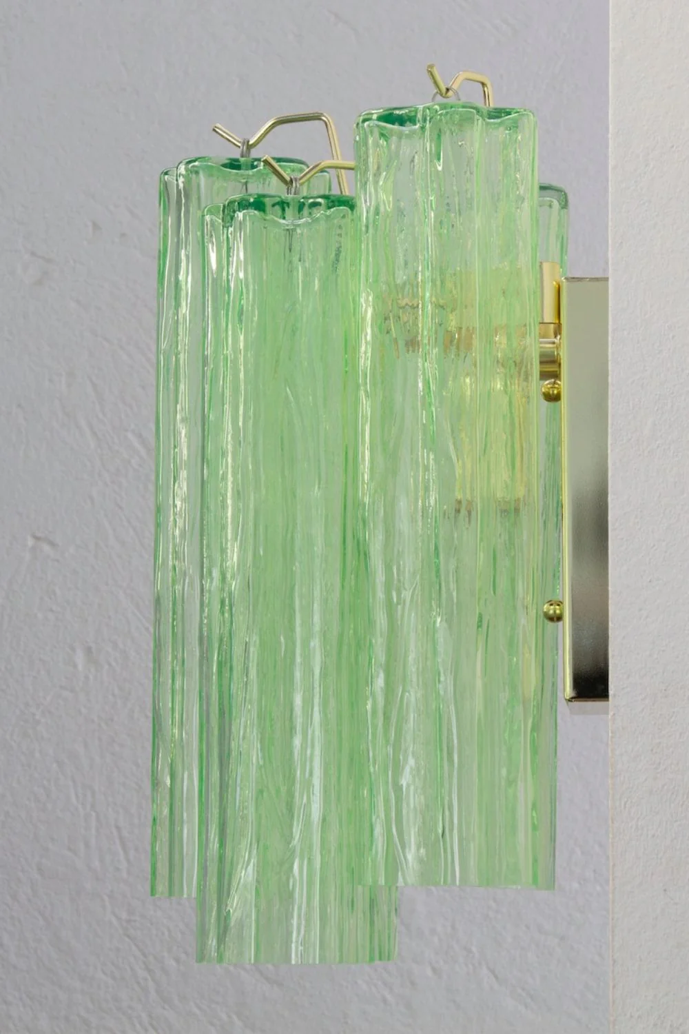 Bright Green Art Glass Wall Lamp - Image 3