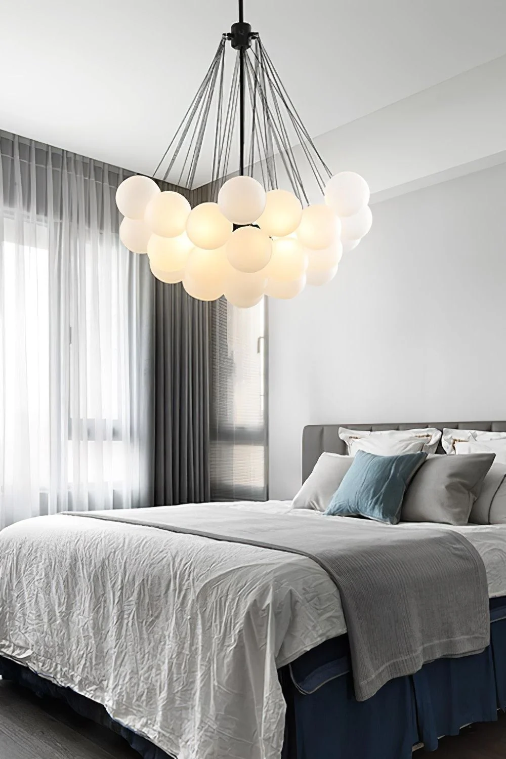 Bubble Glass Chandelier - Image 20