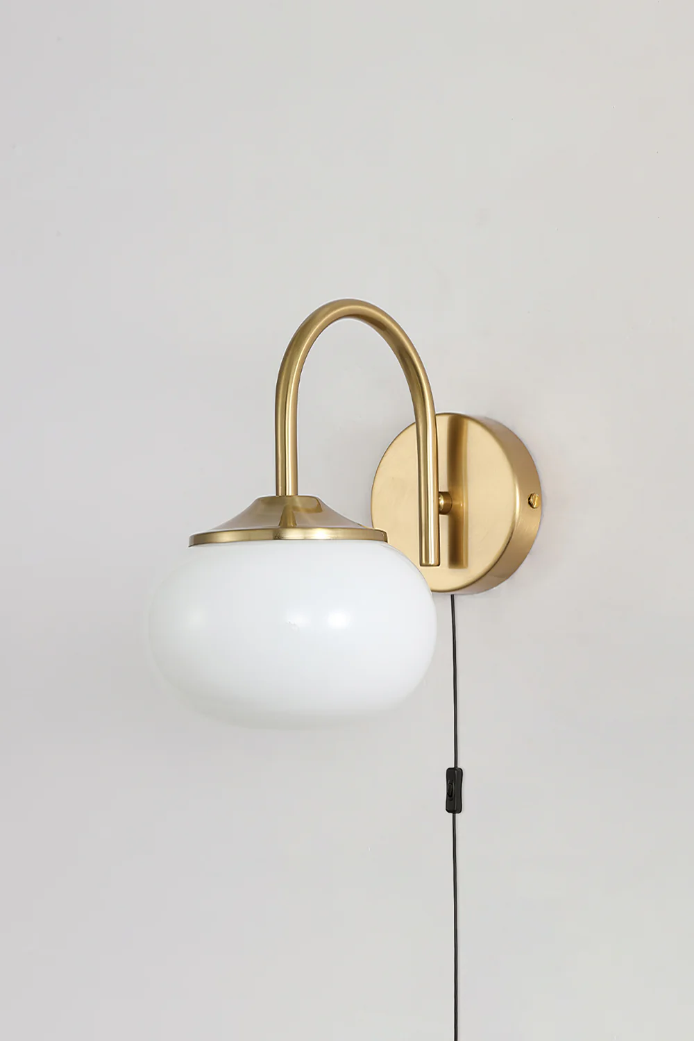 Bubble Glass Marshmallow Sconce Plug Version - Image 9