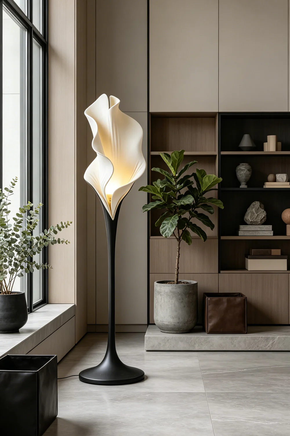 Calla Muse Resin Floor Lamp - Image 5