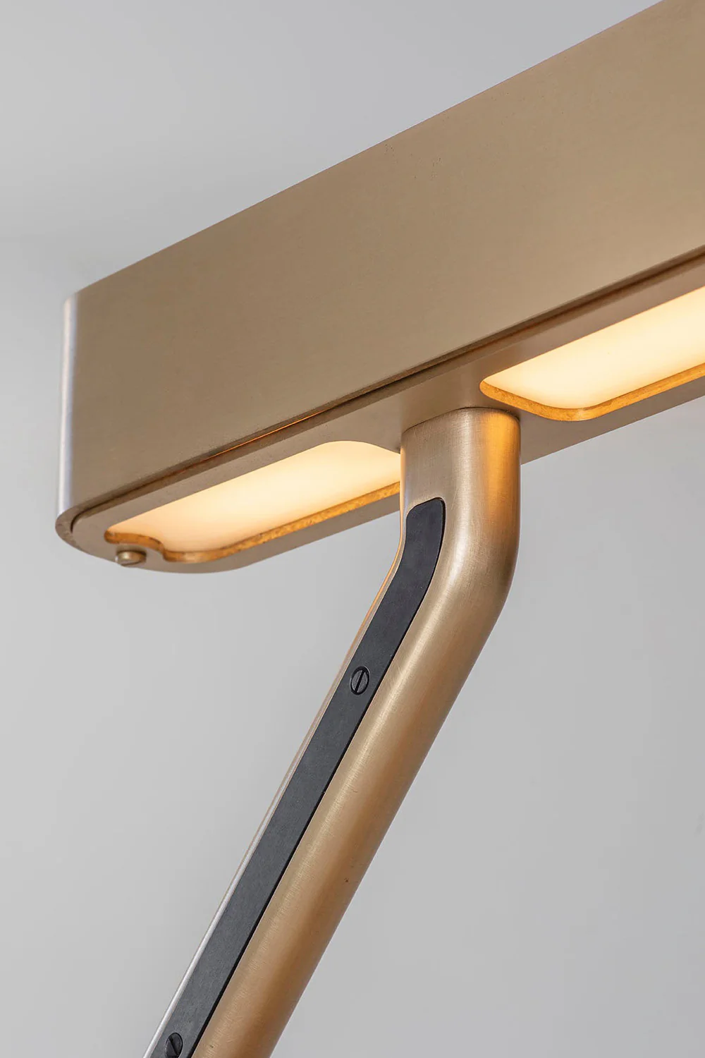 Colt Brass Table Lamp - Image 15