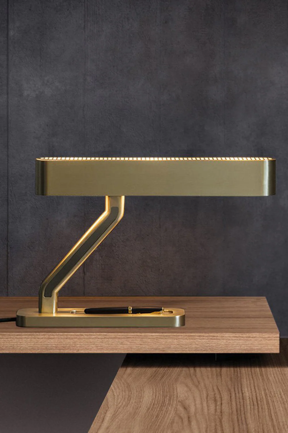 Colt Brass Table Lamp - Image 3