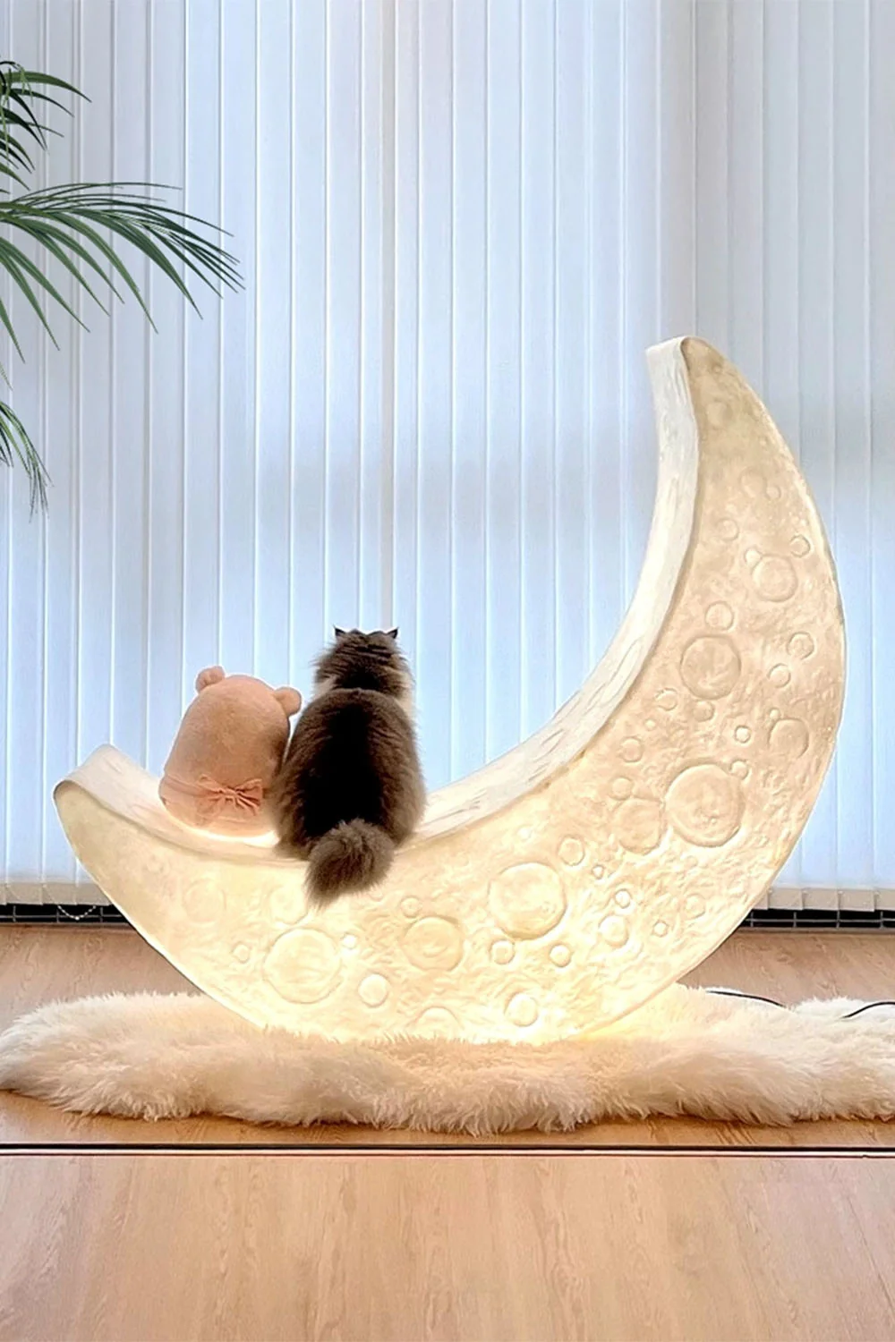 Curved Moon Floor Lamp - Image 3