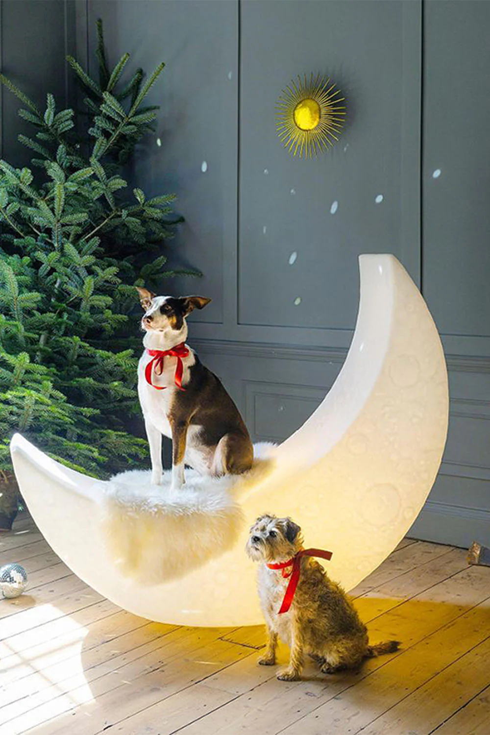 Curved Moon Floor Lamp - Image 7