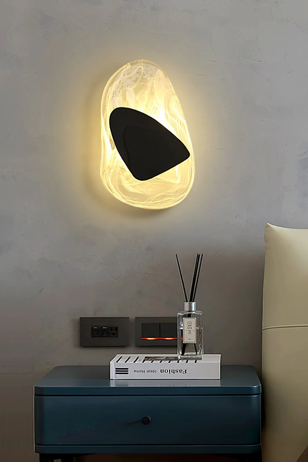 DC1725 Wall Lamp - Image 4