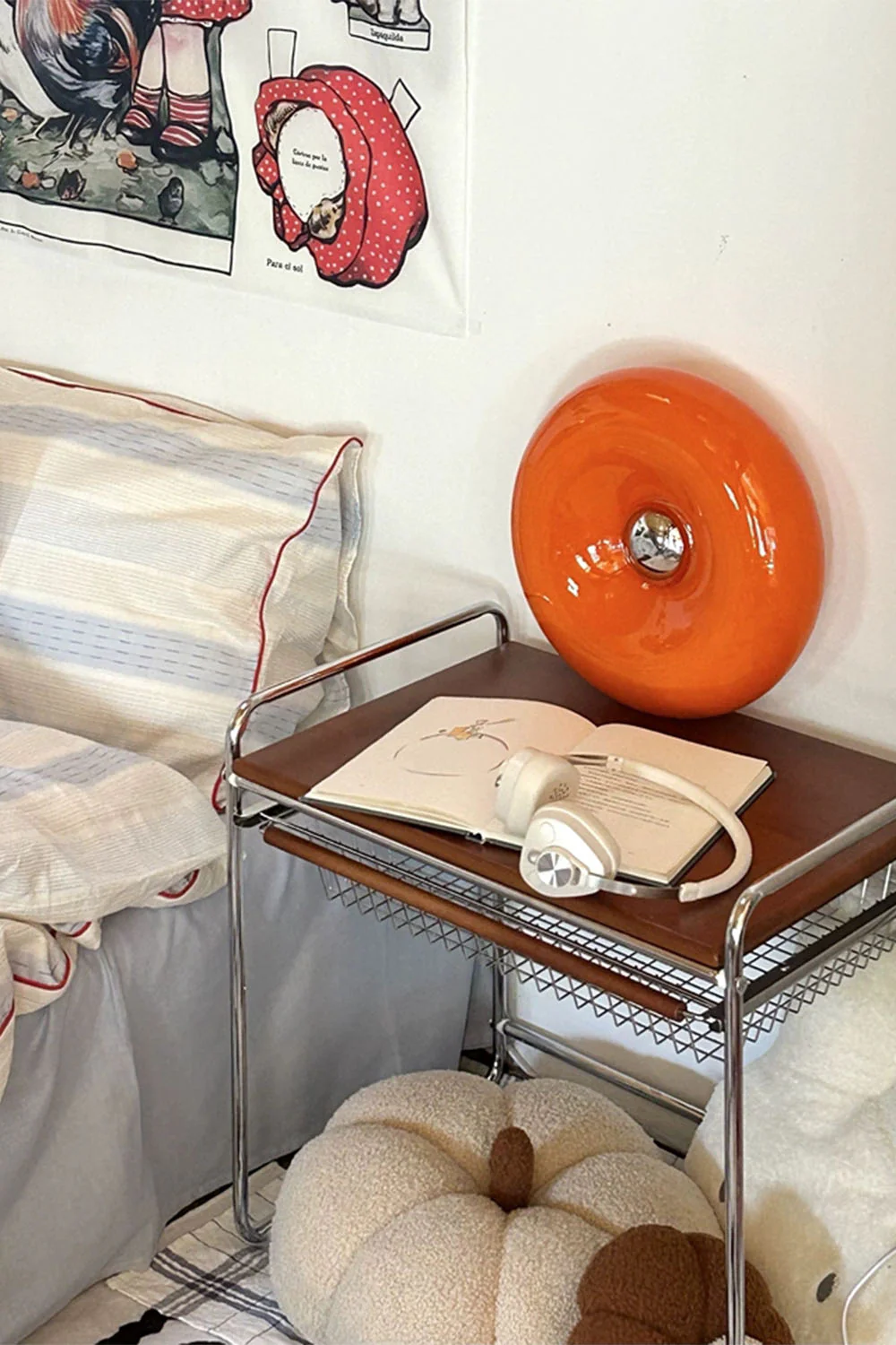 Donut Table Lamp - Image 11