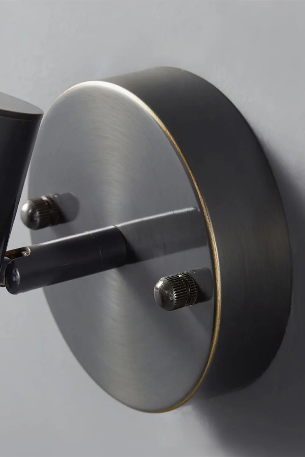 Eduard Wall Lamp - Image 15