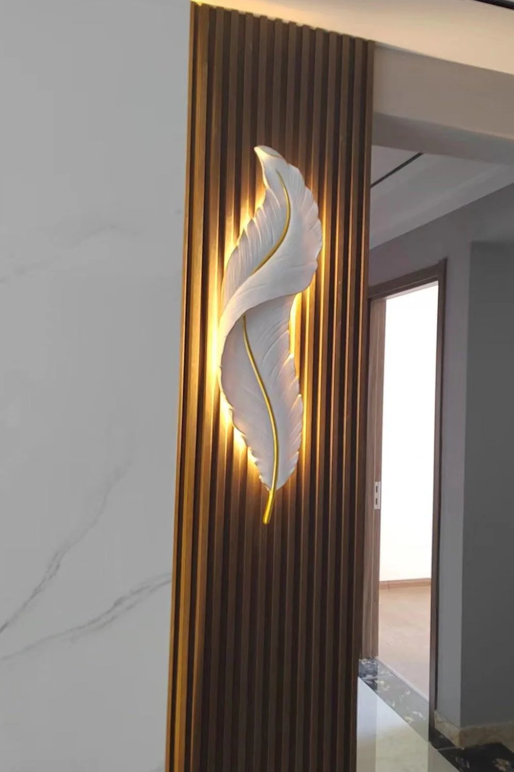 Modern White Gold Feather Wall Lamp - Image 15