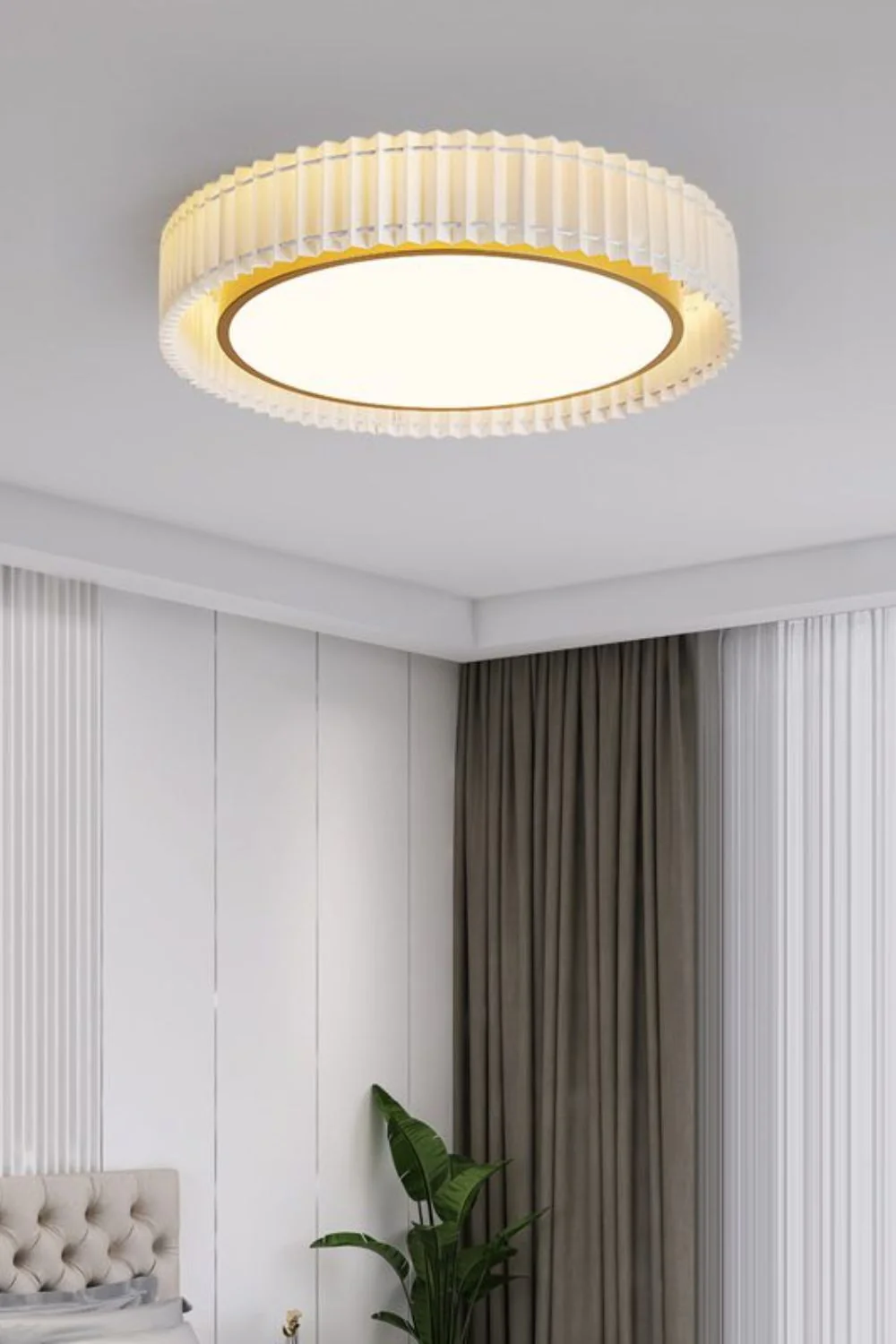 Round French Pastoral Pleated Fabric Ceiling Lamp - Image 3