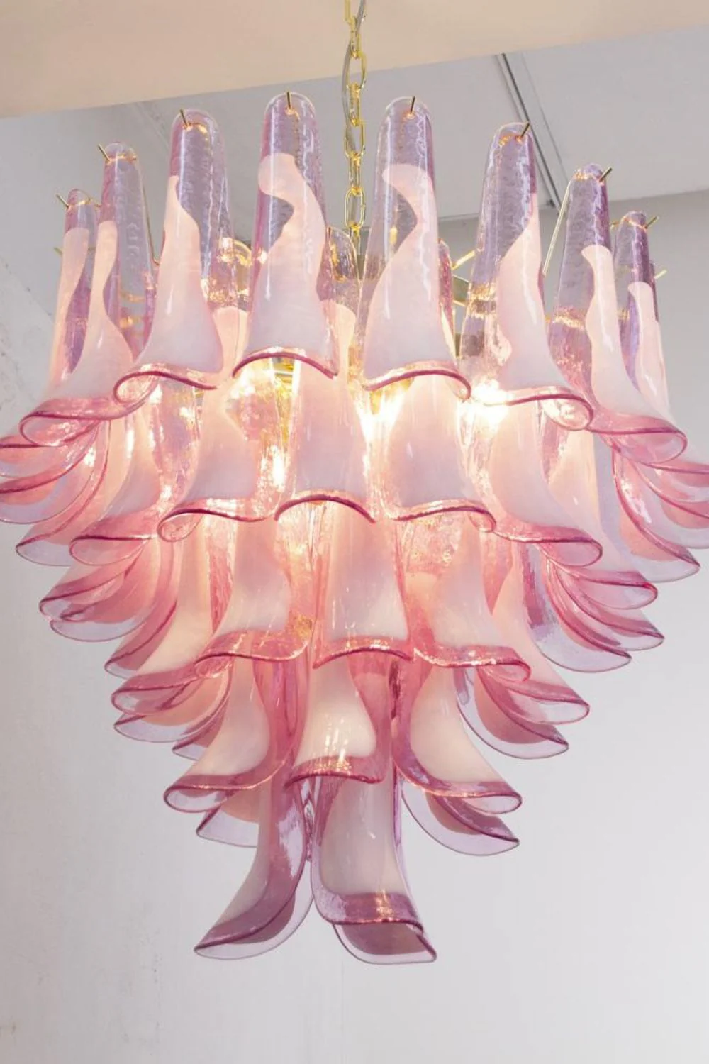 Fuchsia and White Art Glass Petal Tiered Chandelier - Image 7