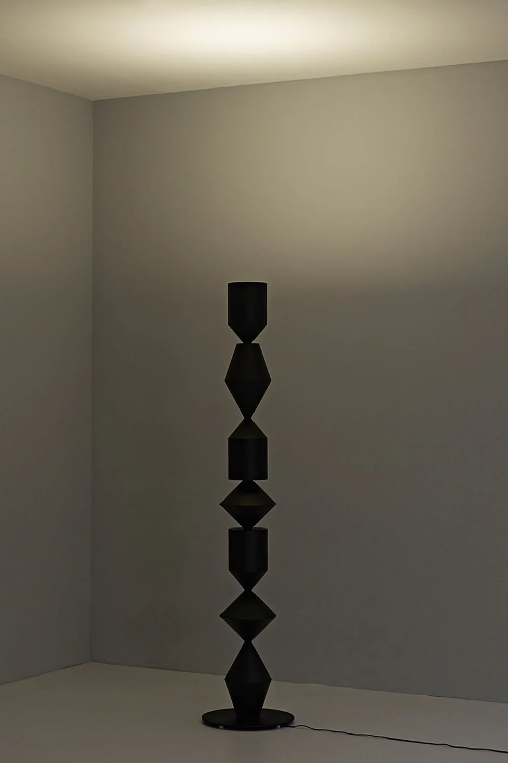 Geometric Floor Lamp - Image 11