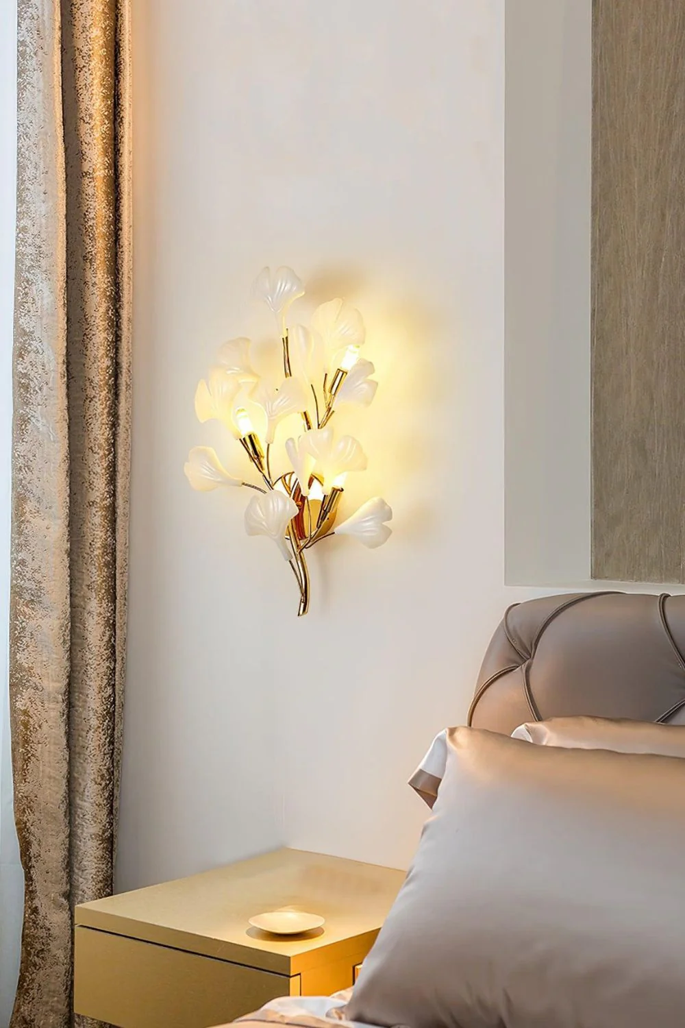 Cermaic Leaf Gingko Wall Lamp - Image 30