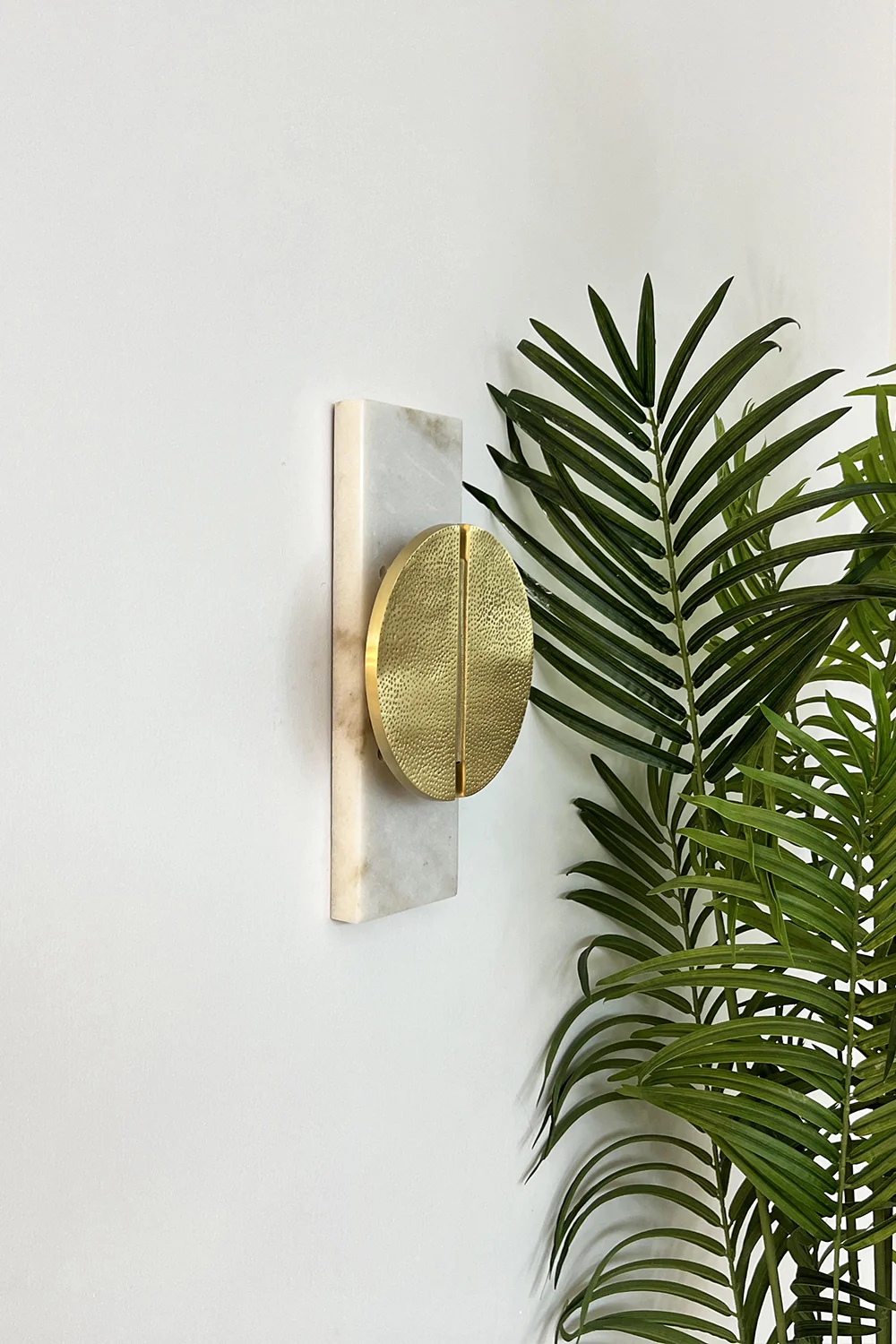 Halo Sconce Style Wall Lamp - Image 15