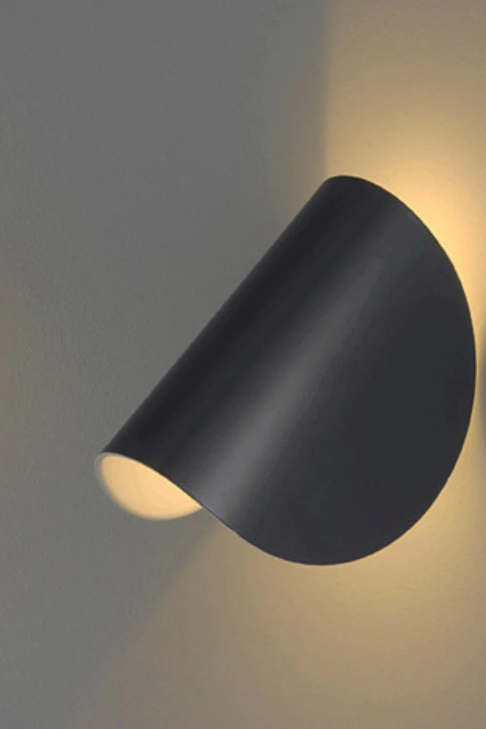 IO Wall Lamp - Image 10
