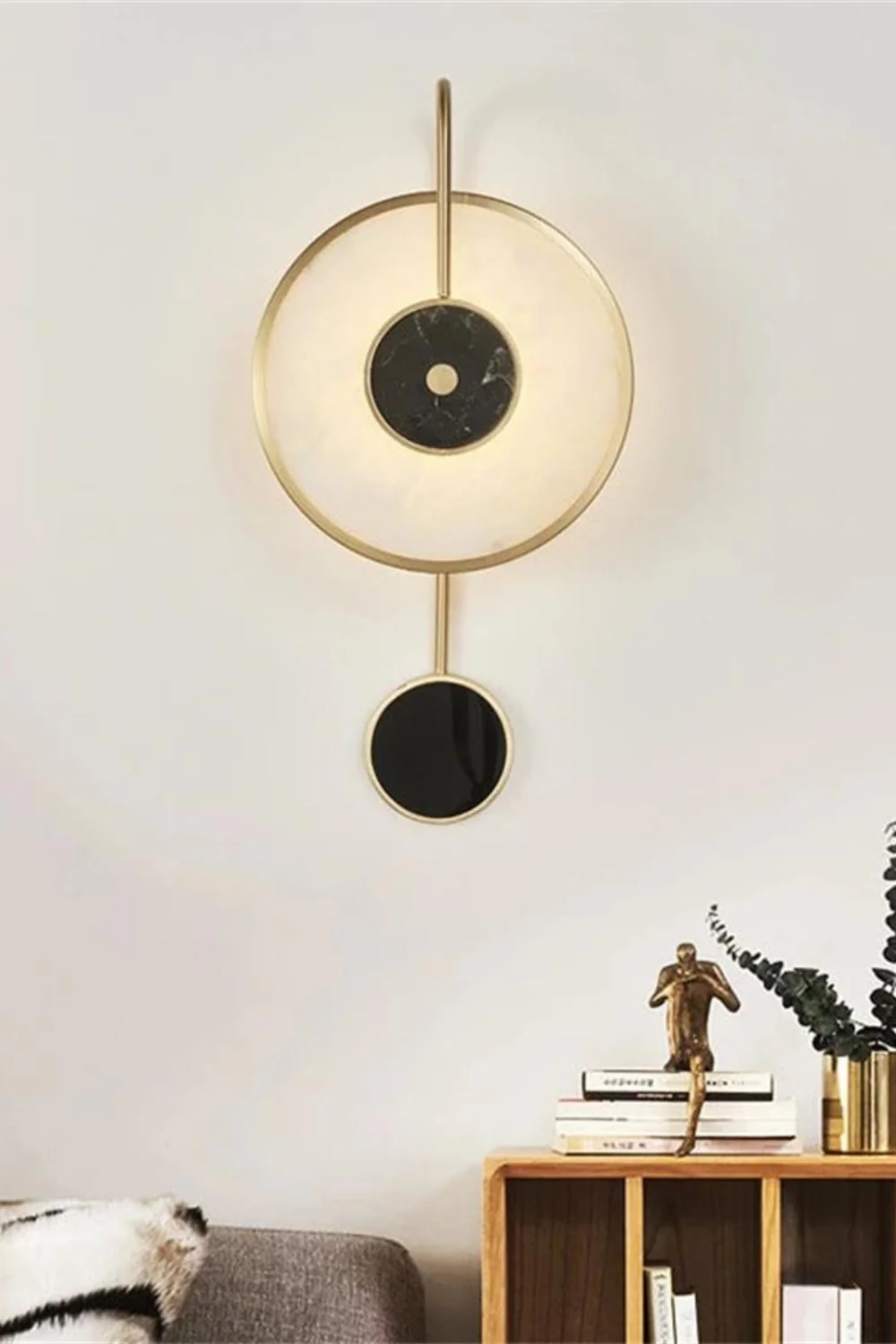 Alabaster Kandy Wall Lamp - Image 4