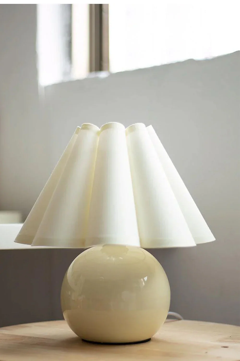 Kicsi Knife Pleat Table Lamp - Image 15
