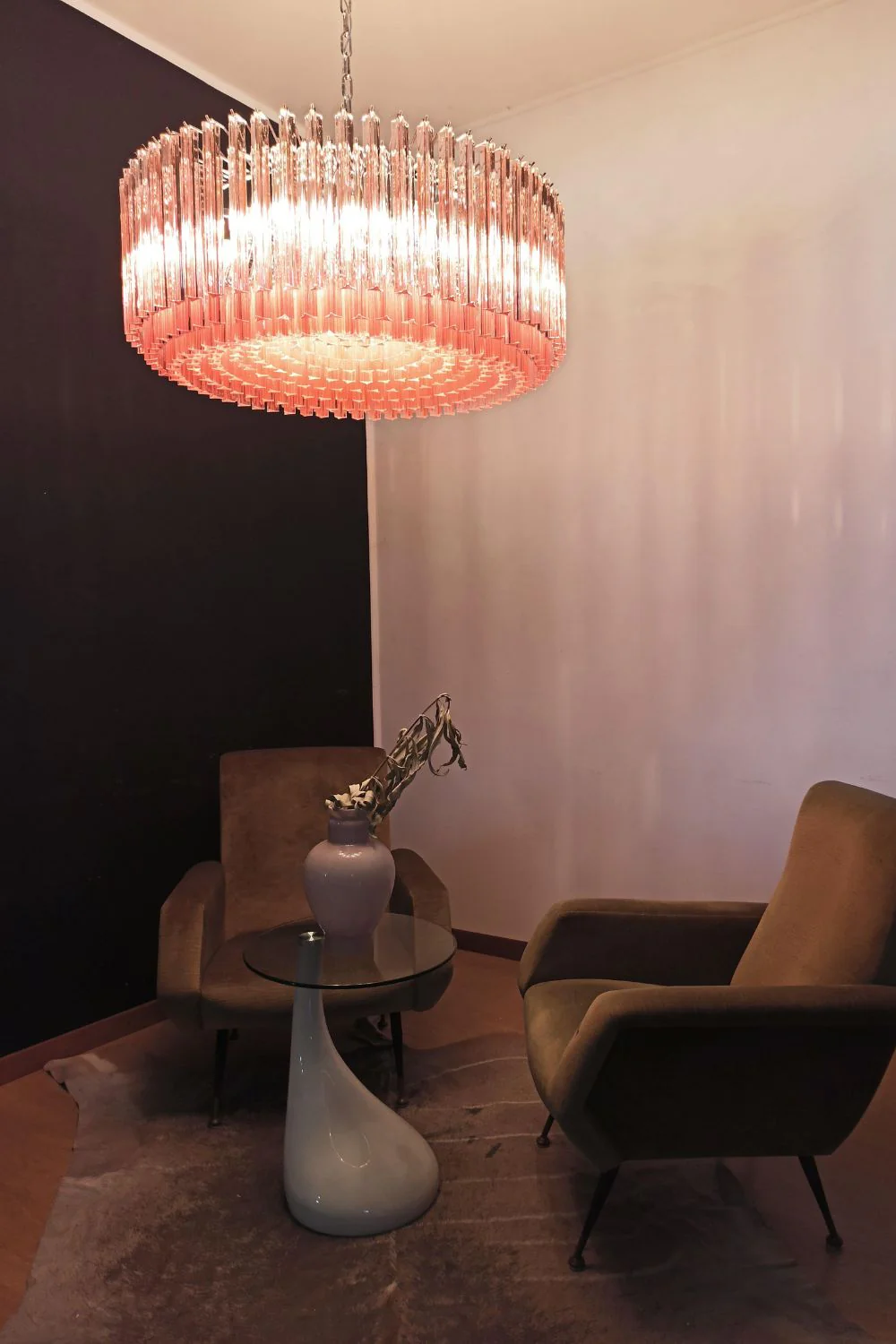 Large pink Art Triedri glass prism chandelier - Image 3
