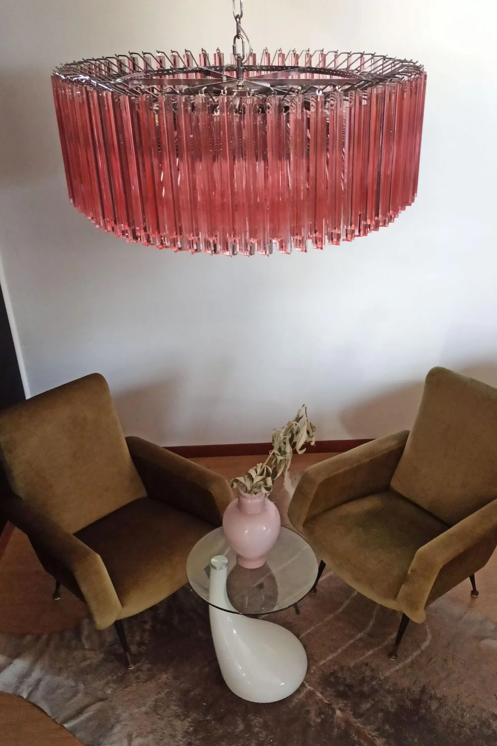 Large pink Art Triedri glass prism chandelier - Image 5