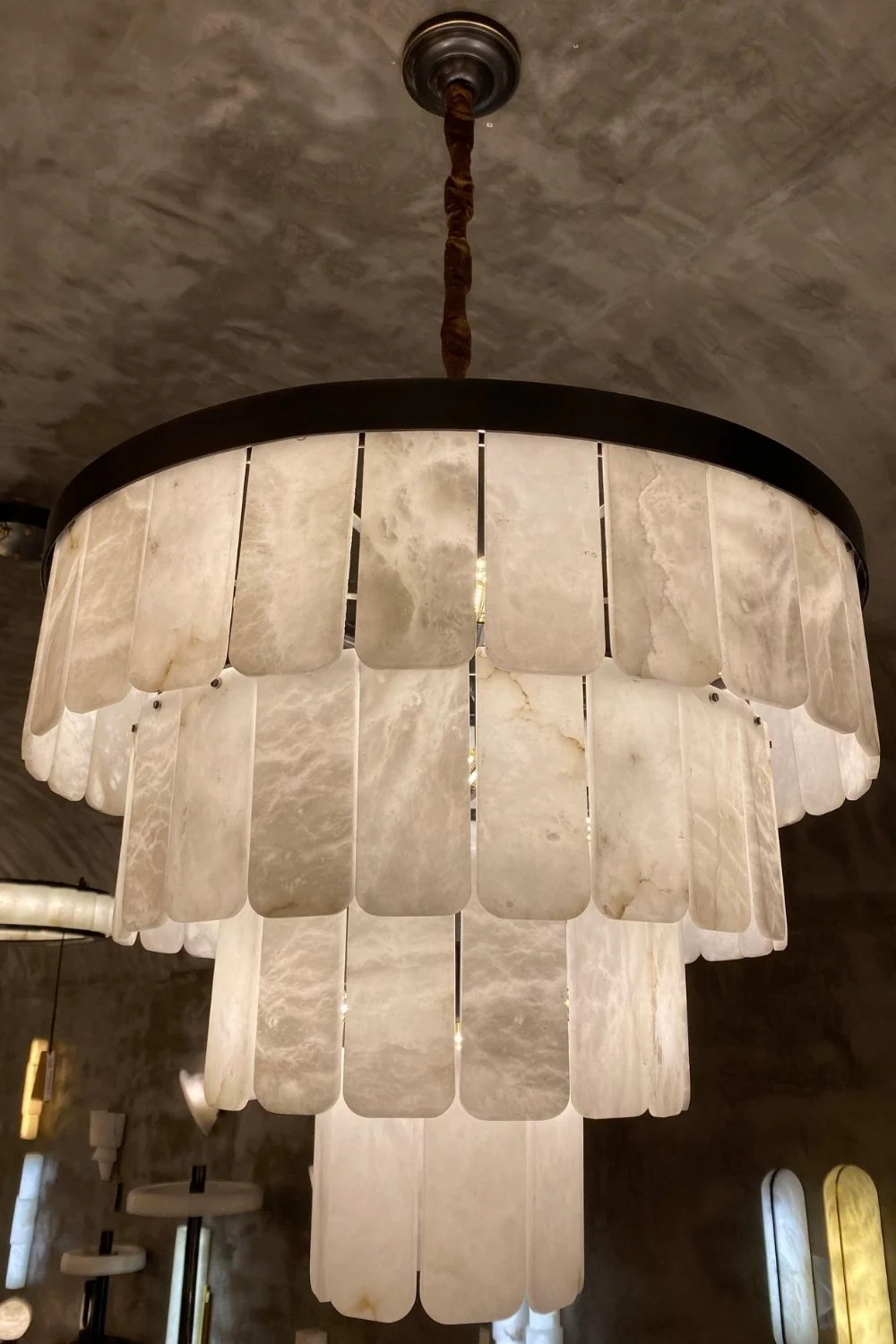 Luxurious Cascading Snow Plaster Chandelier - Image 17