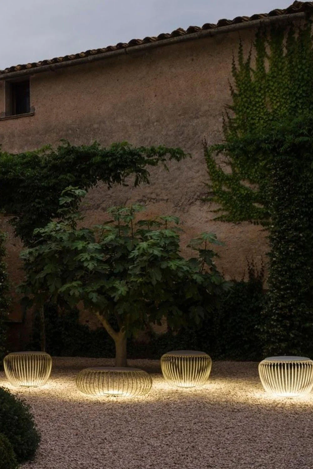 Meridiano Outdoor Floor Lamp - Image 9