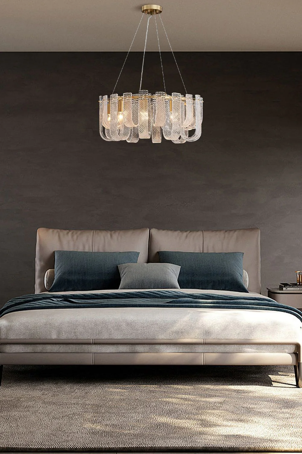 Mesh Crystal Chandelier - Image 9