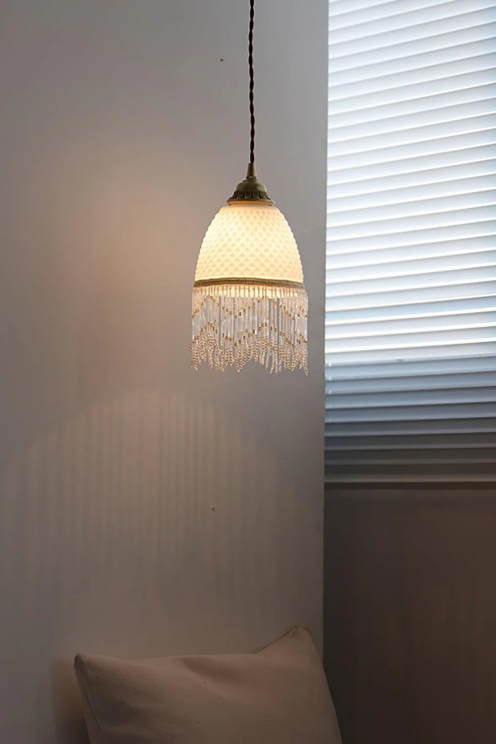 Mesh Tassel Glass Pendant Light - Image 5