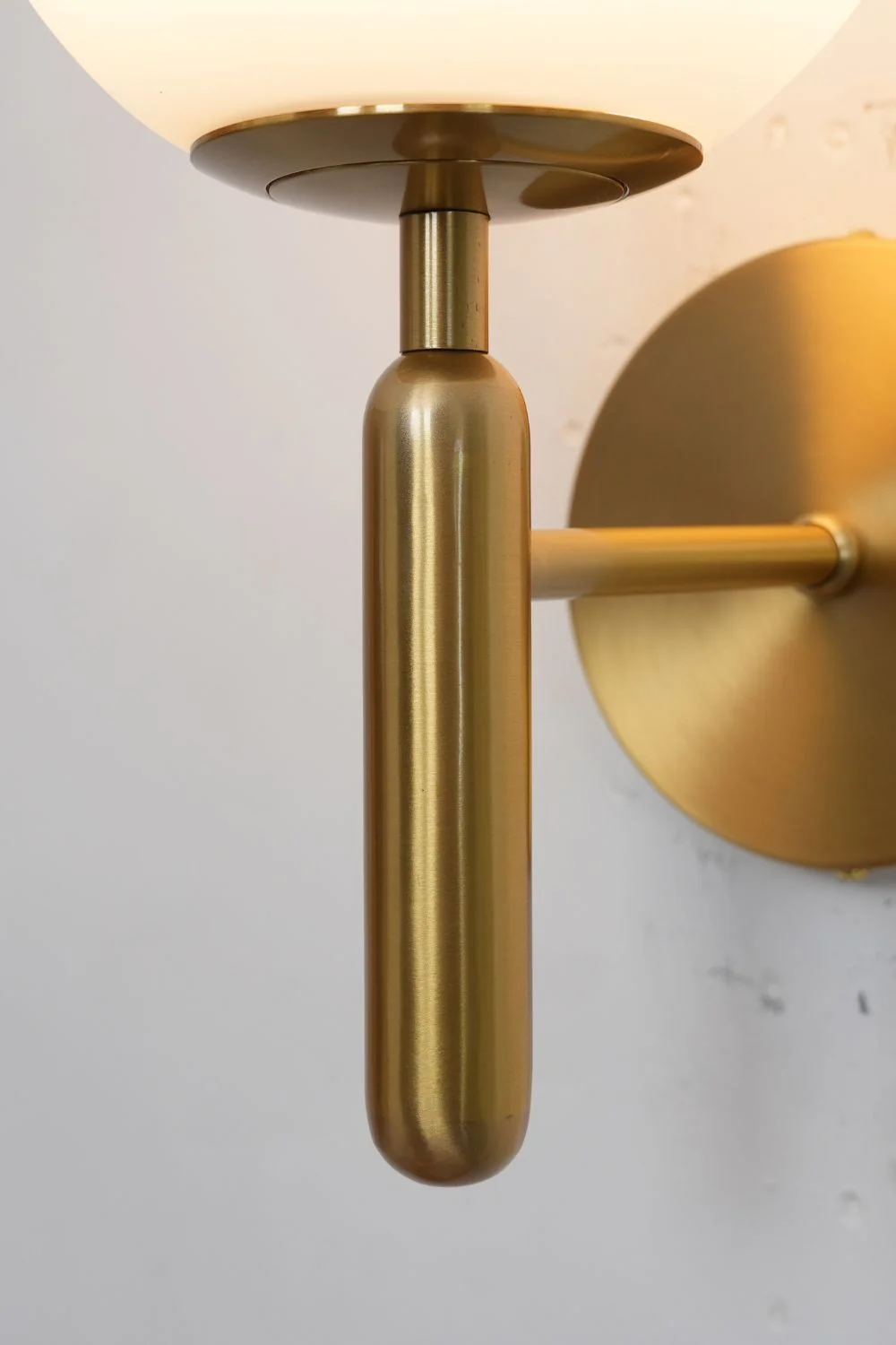 Miira Wall Light - Image 41