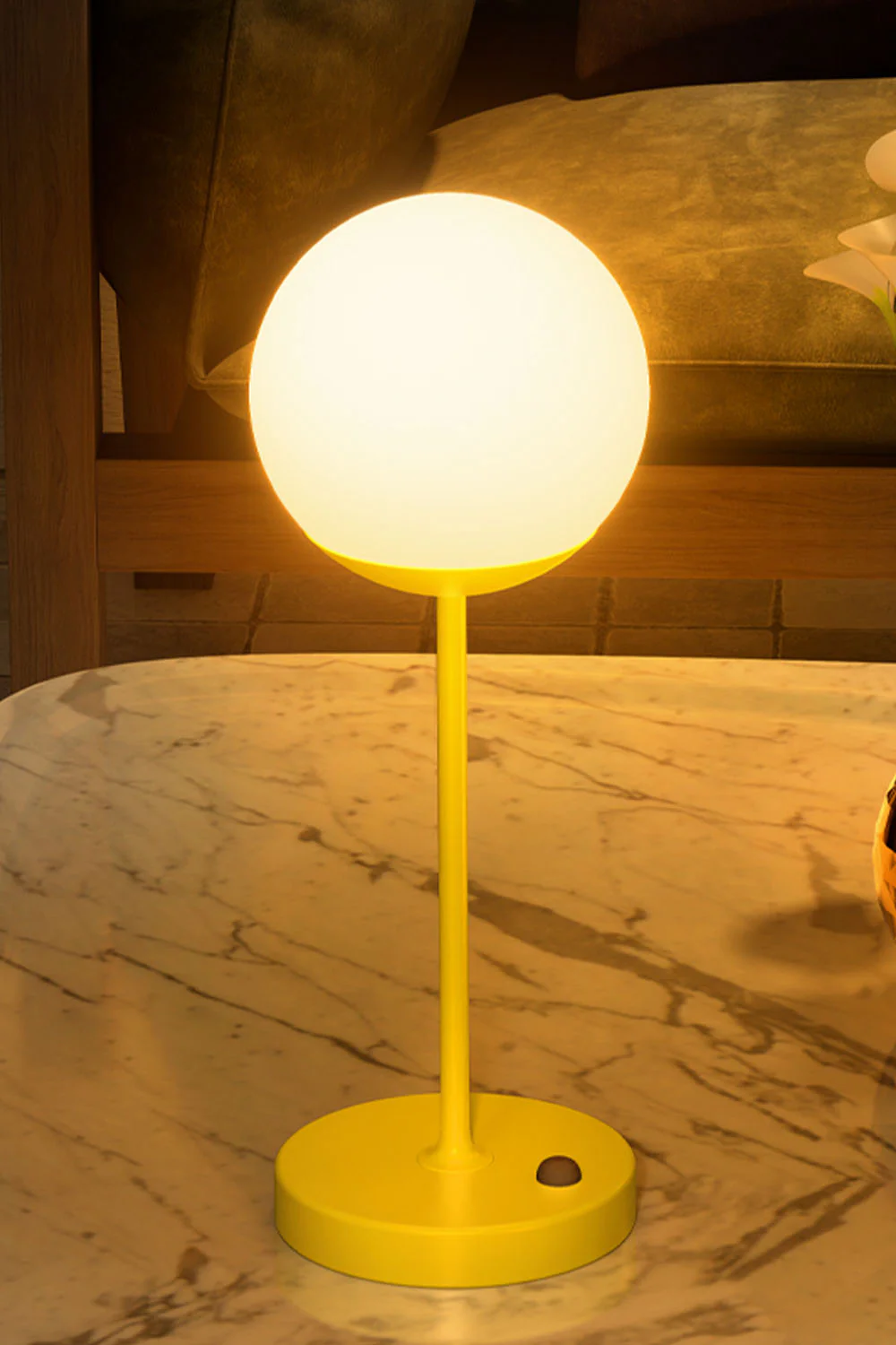 Mooon Outdoor Rechargeable Table Lamp - Image 6