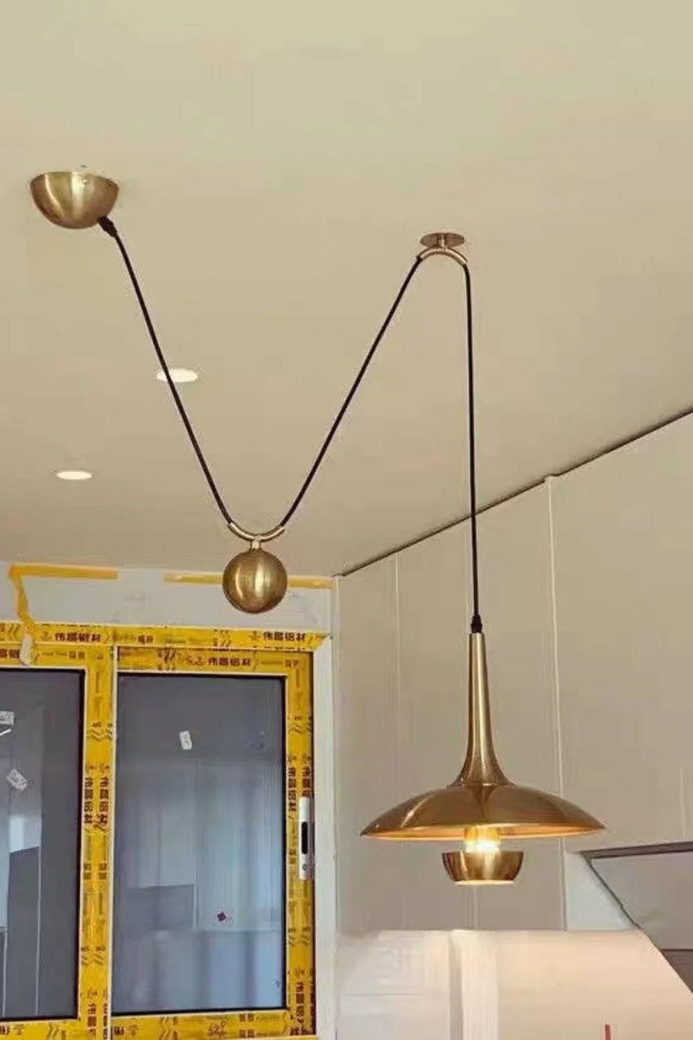 Onos Pendant Lamp - Image 7