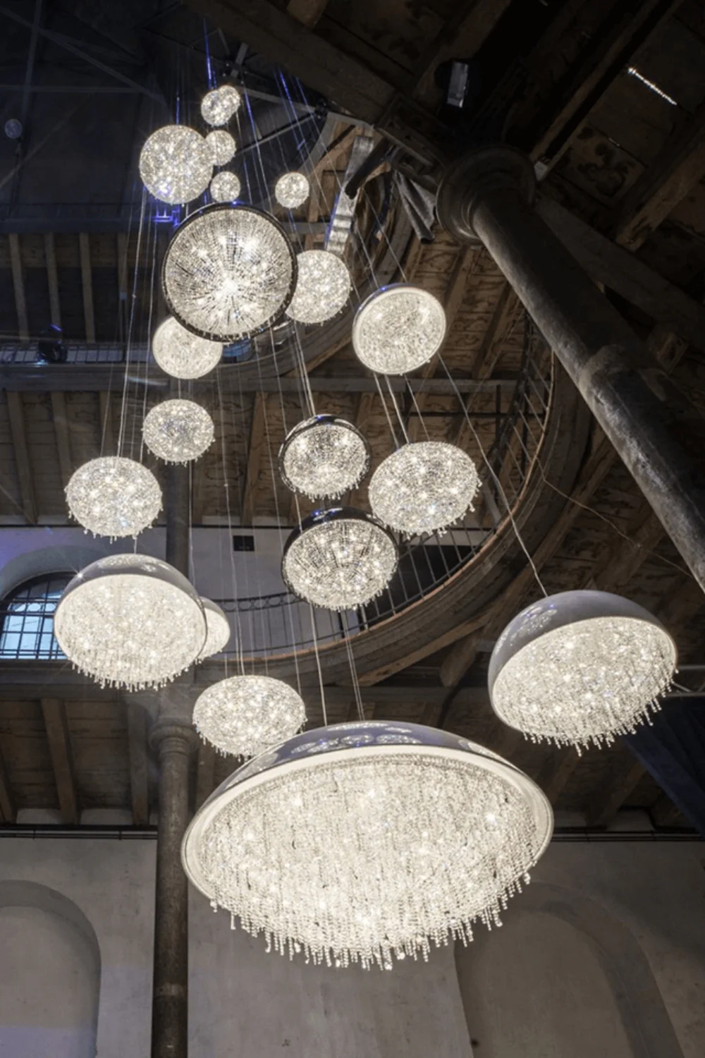 OZERO Crystal Pendant Lamp - Image 14