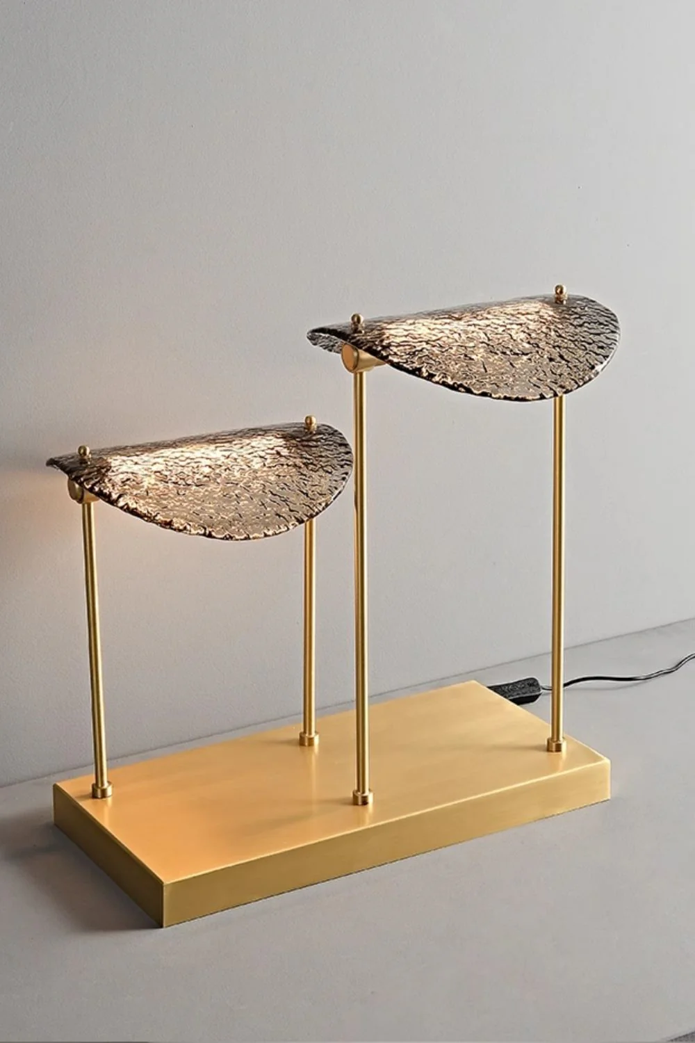 Paolo Castelli Manta Smoked Table Lamp - Image 3