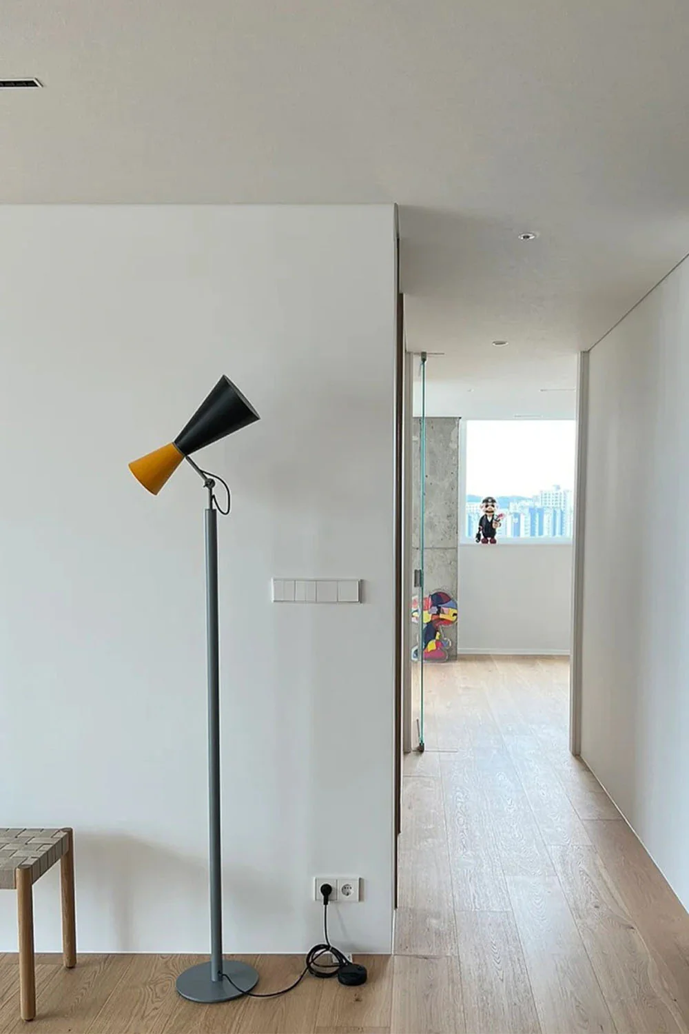 Parliament Floor Lamp - Image 11
